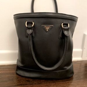 Like new Prada convertible luxe bucket tote, never worn!!